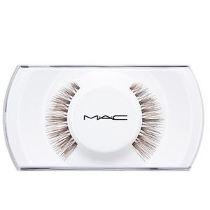 M·A·C LASH / DREAMGIRL LASH A99